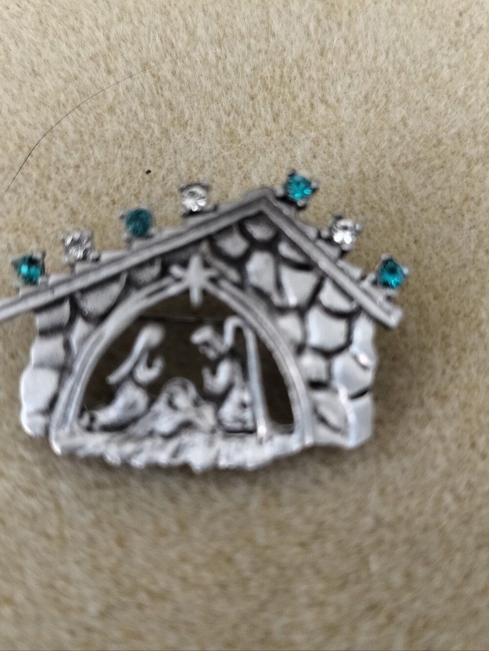 Vintage Pewter Nativity Brooch Crèche Pin Teal & Clear Rhinestones